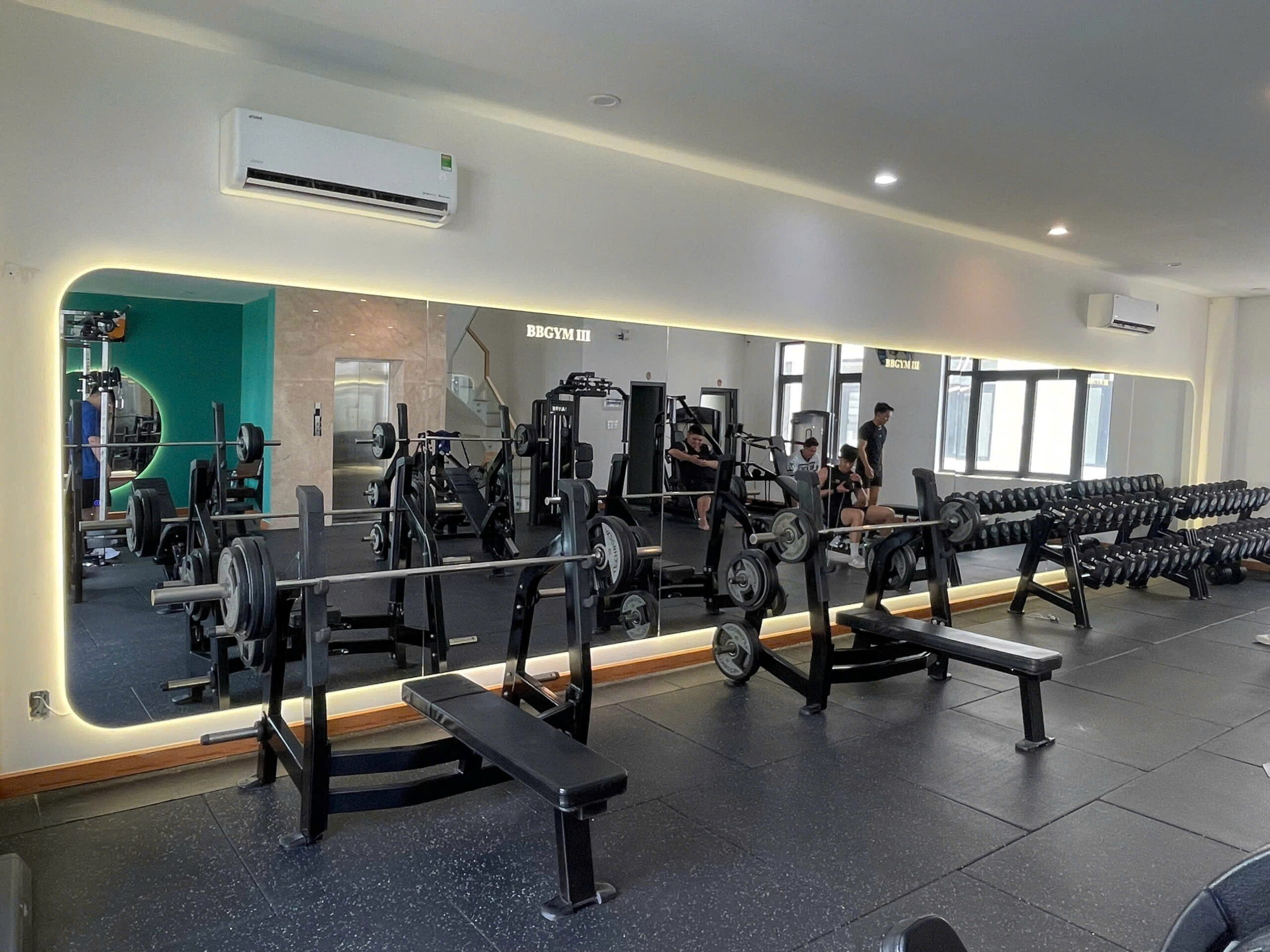 Gương phòng gym - yoga