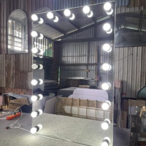 Gương Makeup Bóng Đèn - Hình Chữ Nhật